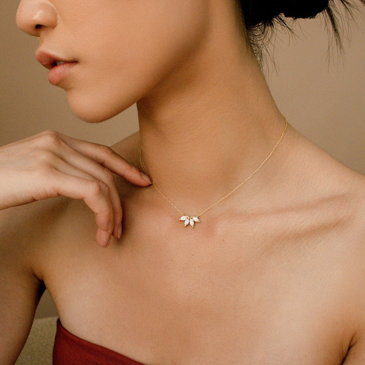 Marquise Necklace - Inset Marquise Detail
