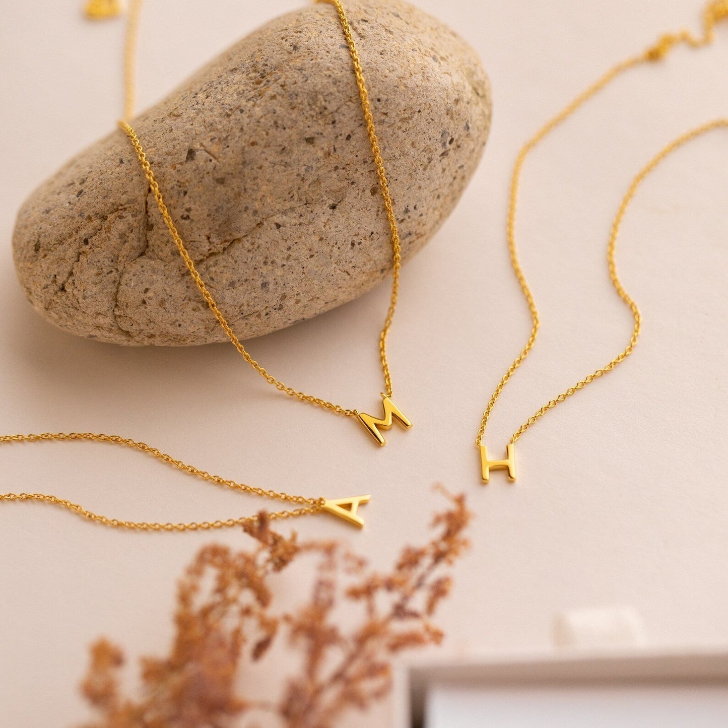 Elegant Necklace with Letters - Fashionable Chain with Initials