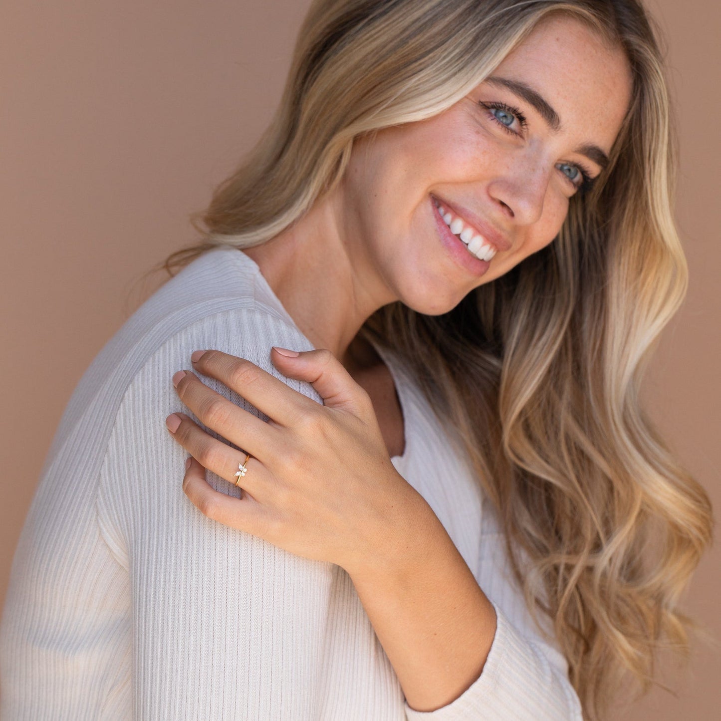 Mariposa – Elegant Diamond Ring