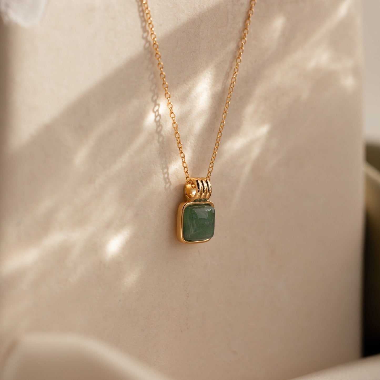 Jade Pendant Necklace - Shiny Jade Necklace