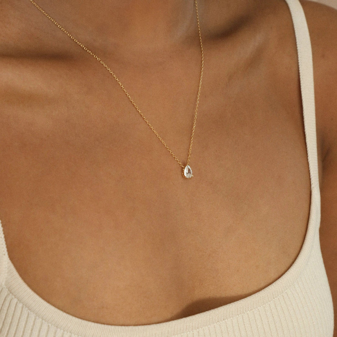 Teardrop Pendant Necklace