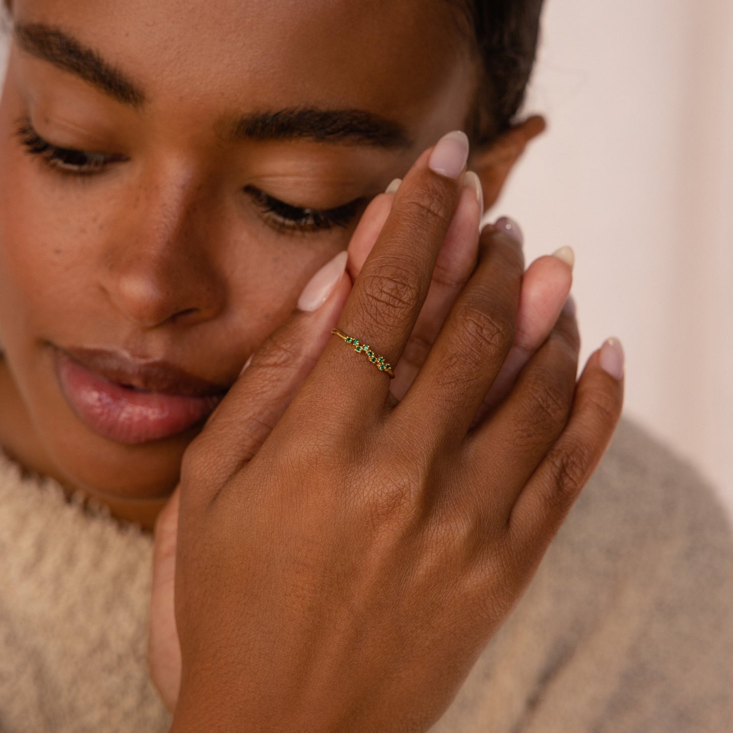 Lila – Small Cluster Ring