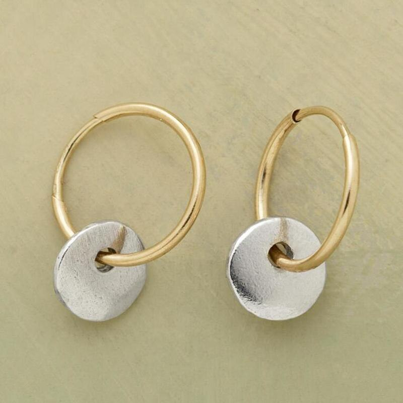 Solene – Round Earrings in Gold and Silver Tone