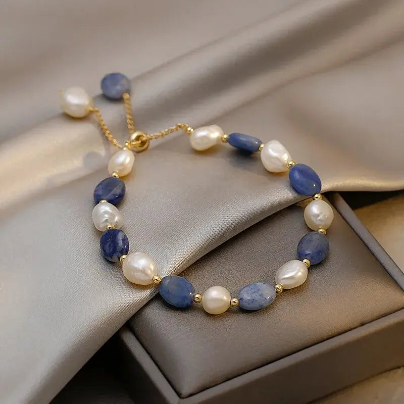 Kira – Stylish Bracelet of Ocean Pearls