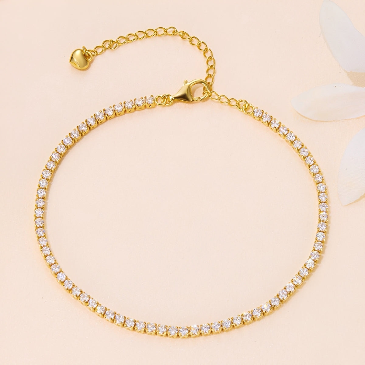 Cher – Stylish Zirconia Bracelet