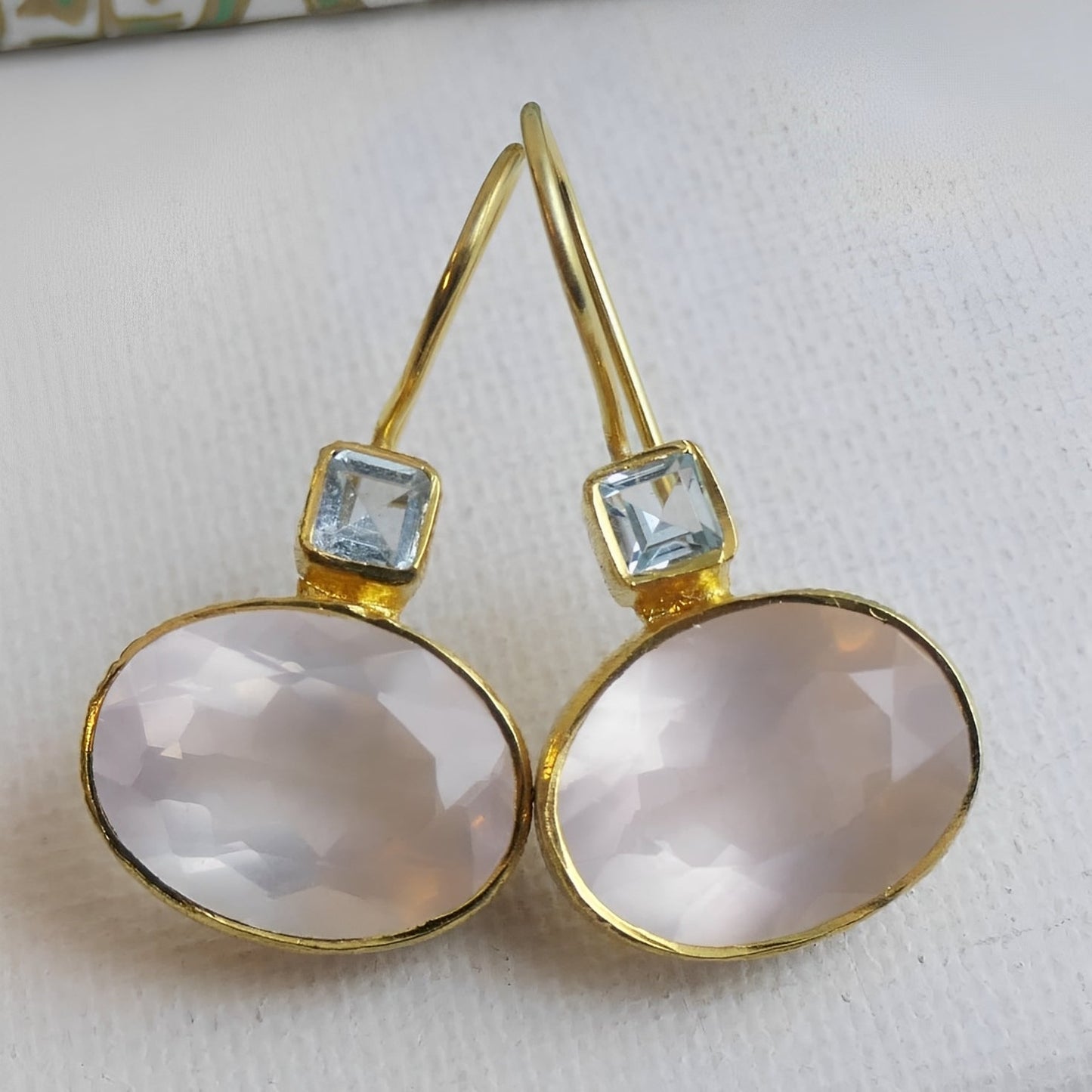Esmeralda – Vintage Earrings with Green Crystals