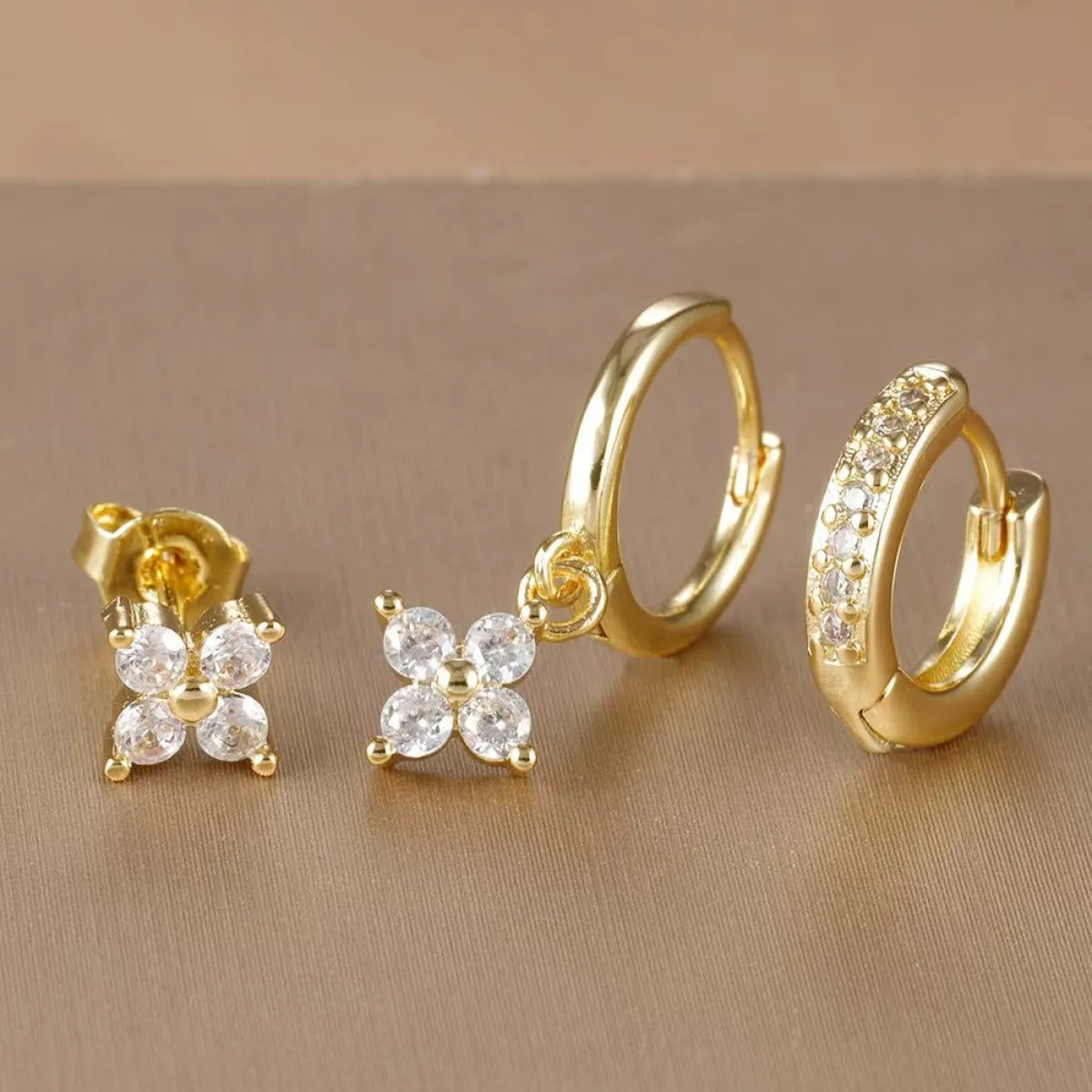 Mariana – Three-piece stud earring set with zirconia