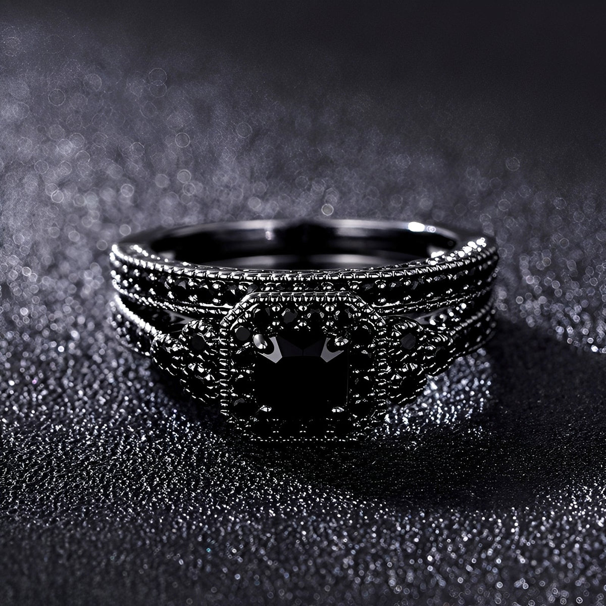 Adriane – Set Vintage Rings in Black