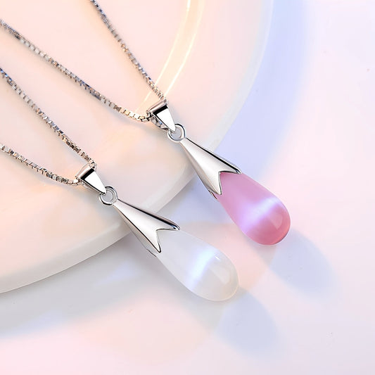 Adele – Stylish Pendant Moonstone