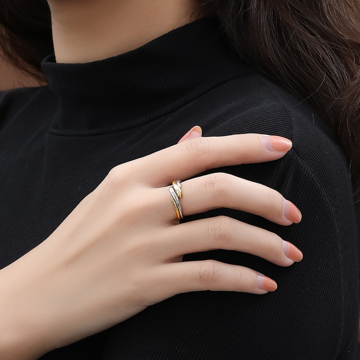Elaine – Ring S925 made of silver with irregular water wave