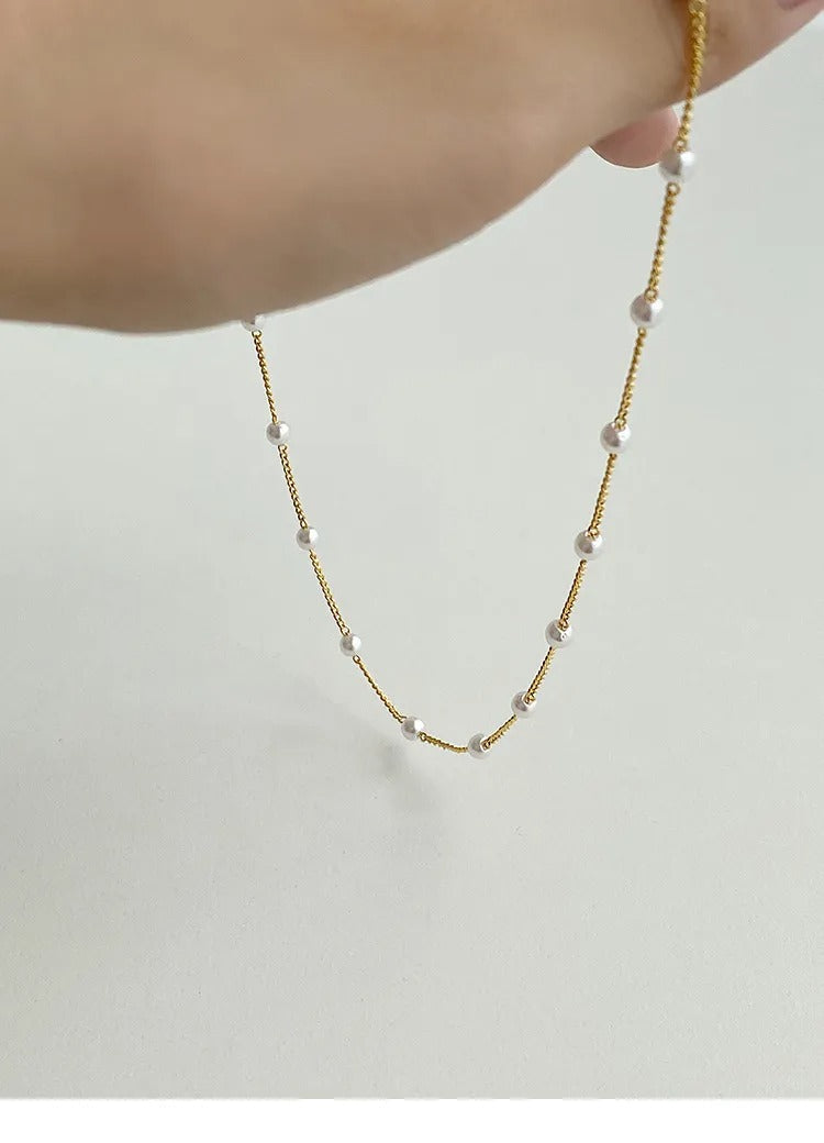 Yvaine – Elegant Pendant Necklace