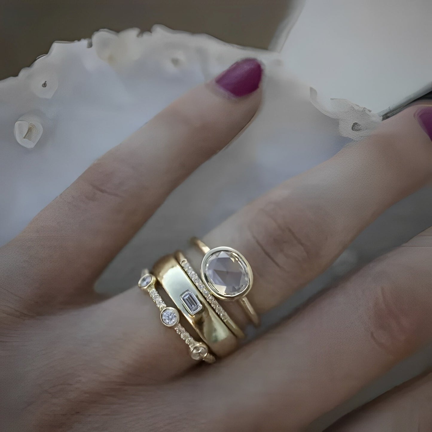 Sylvie – Set of Vintage Rings in Gold with Zirconia