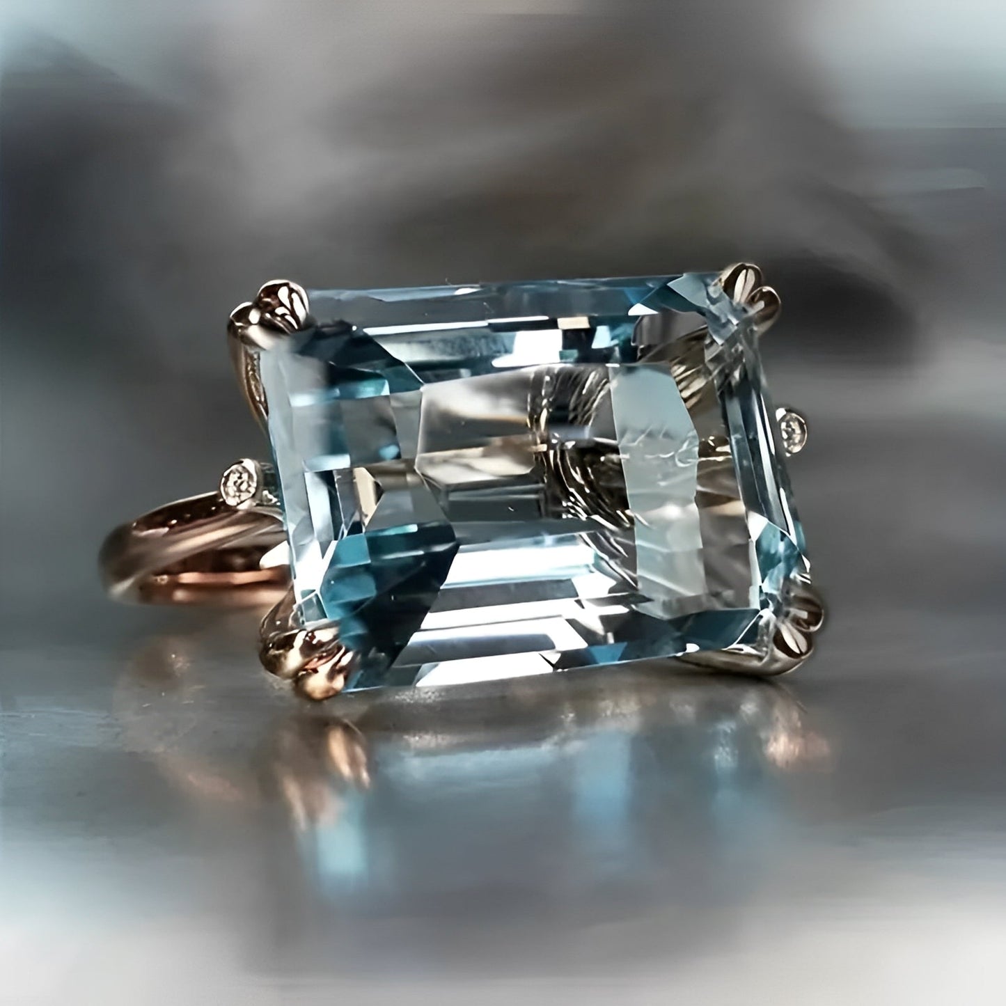 Yvaine – Vintage Ring with Blue Zirconia