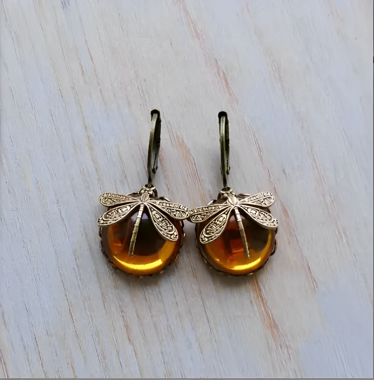 Elowen – Dragonfly Earrings Gold Antique Style