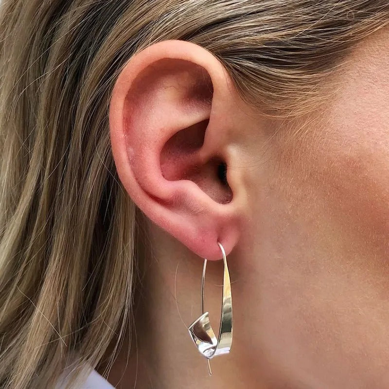 Clea – Timeless Gold & Silver Earrings