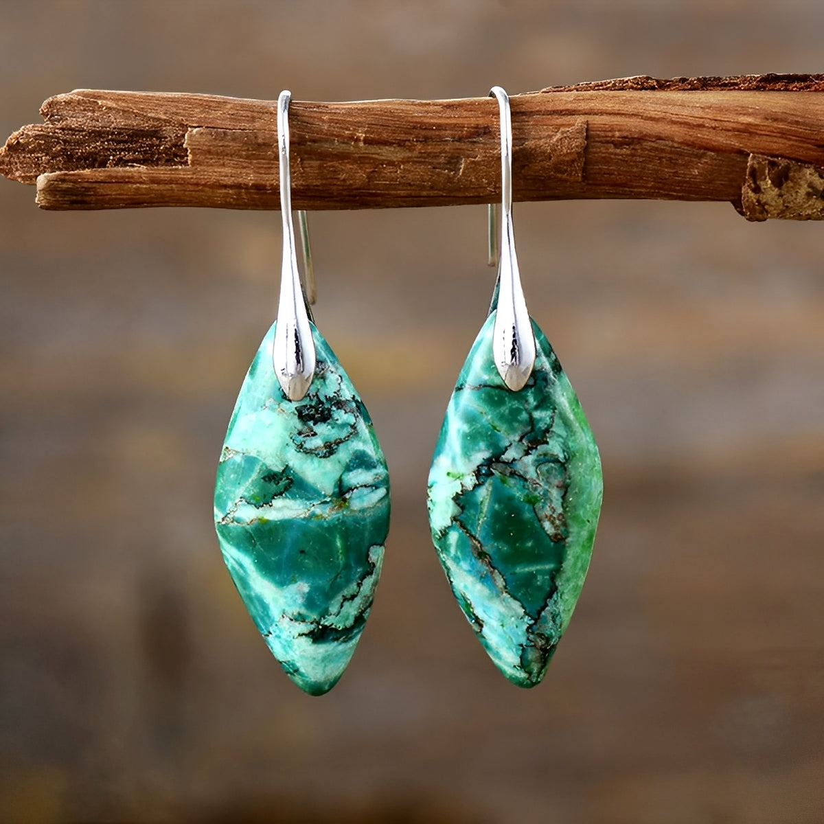 Lucie – Earrings made of Natural Material
