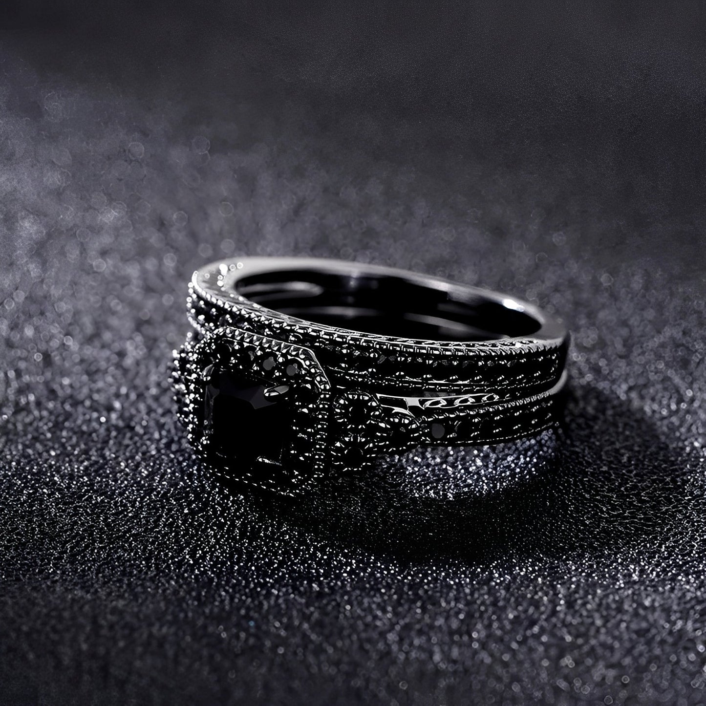 Adriane – Set Vintage Rings in Black