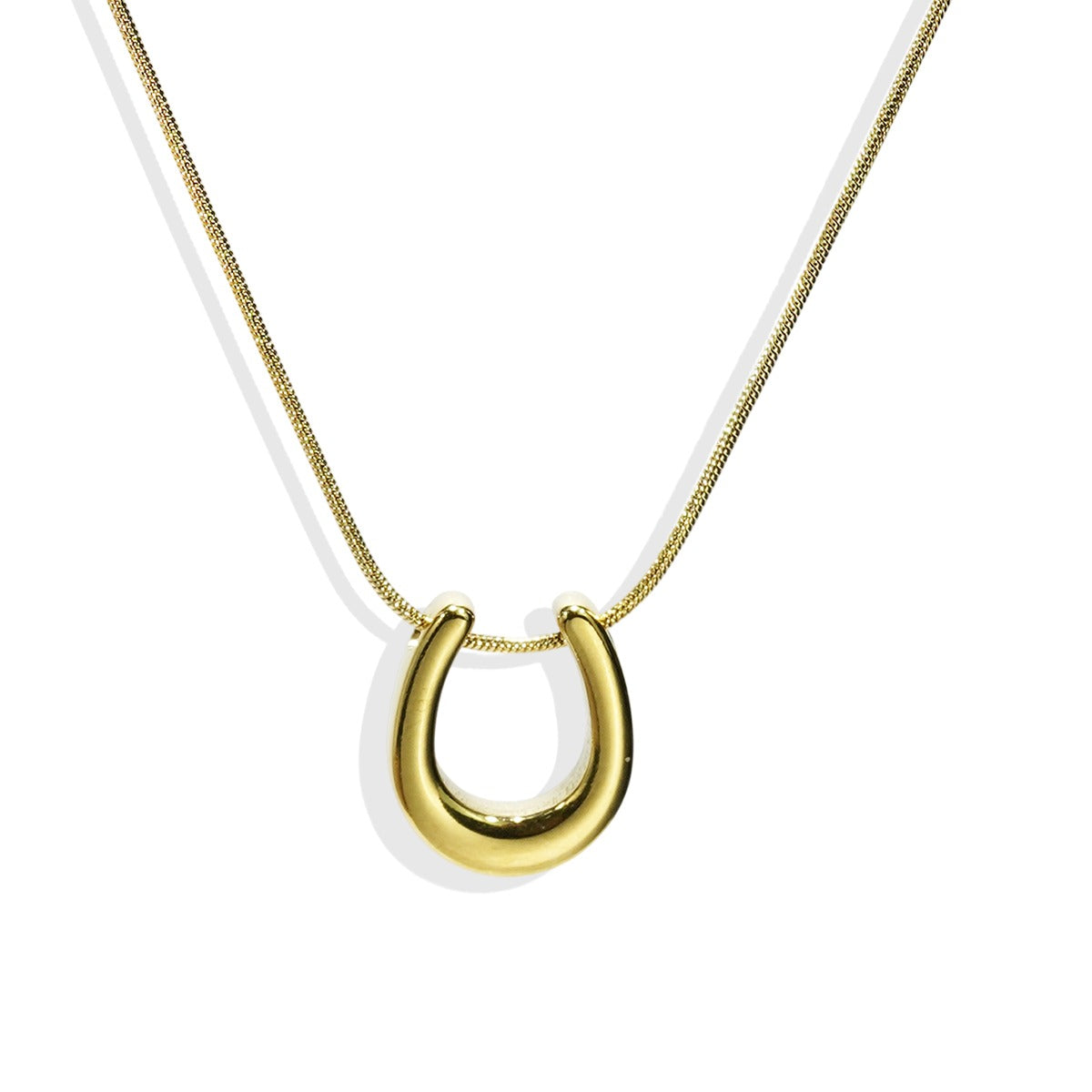 Caitlin – Gold-Plated Horseshoe Necklace as a Lucky Charm