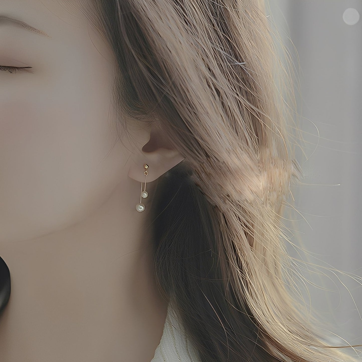Alice – Earrings with pendant and pearls