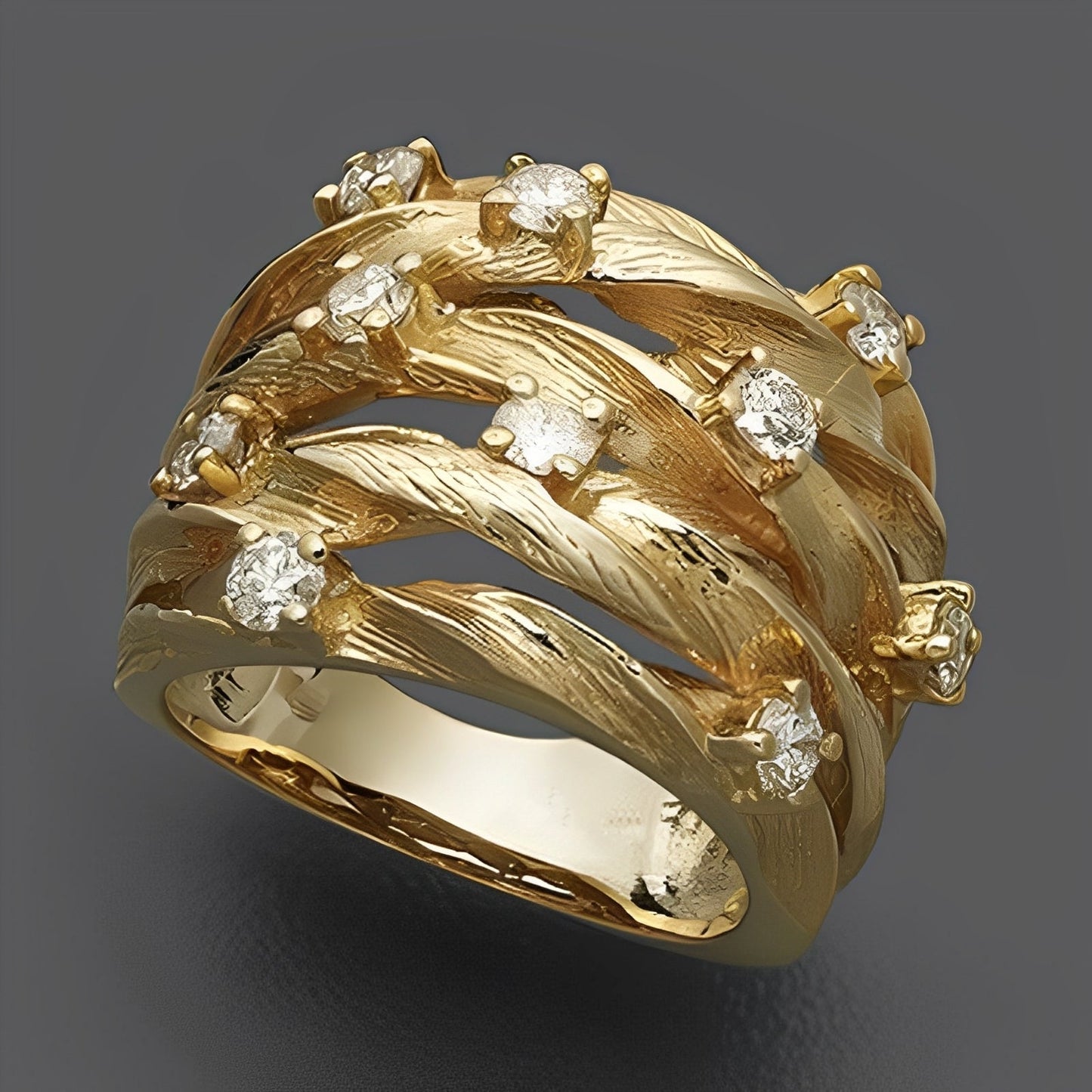 Marisse – Vintage-inspired ring in gold with fine shine