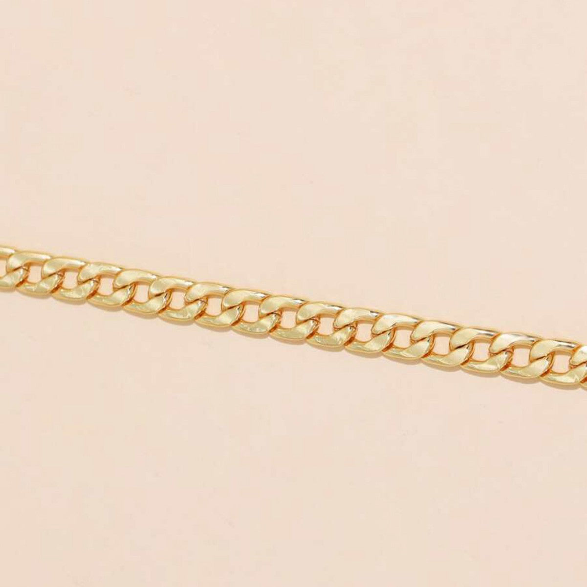 Alexis – Personalized Necklace made of Titanium Steel
