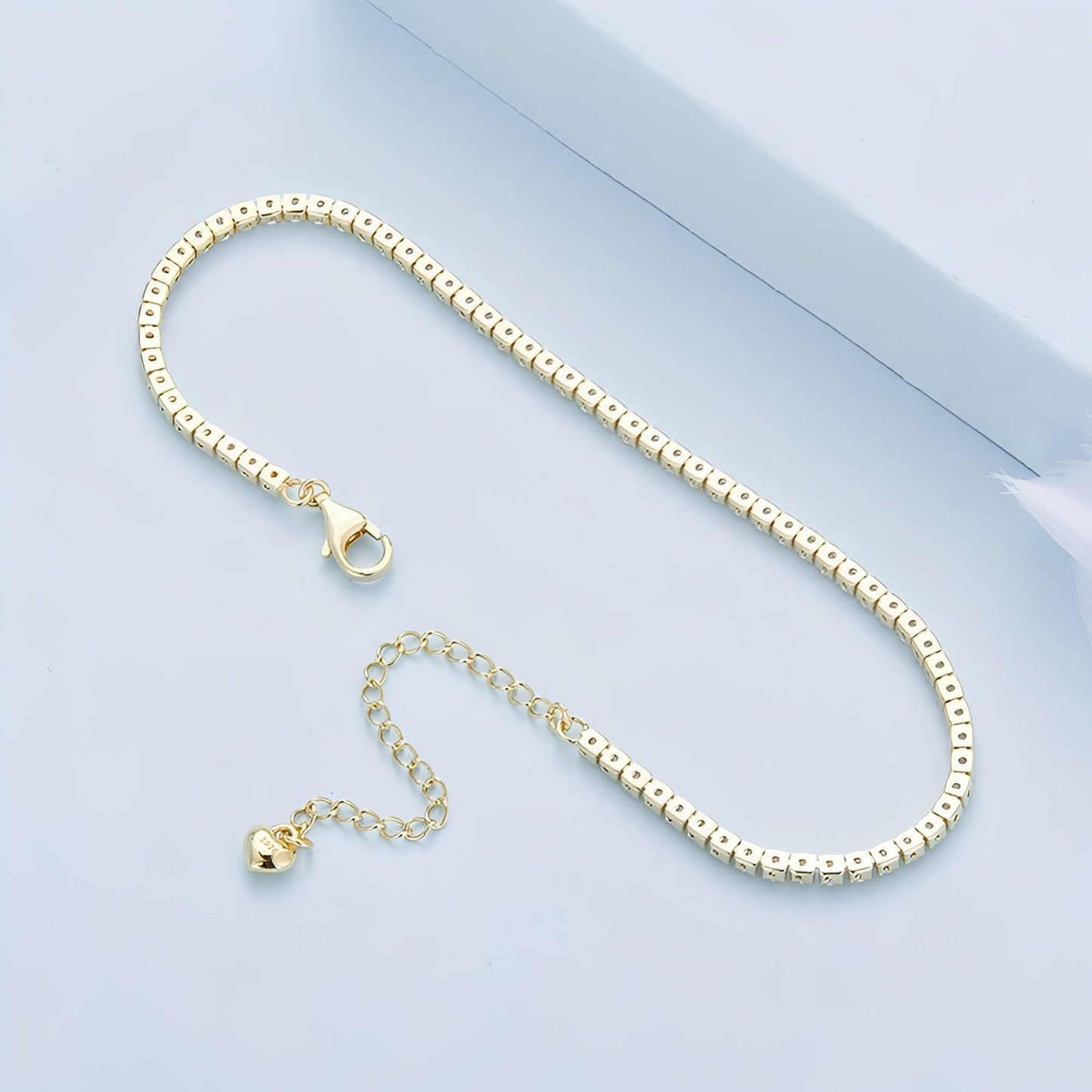 Cher – Stylish Zirconia Bracelet