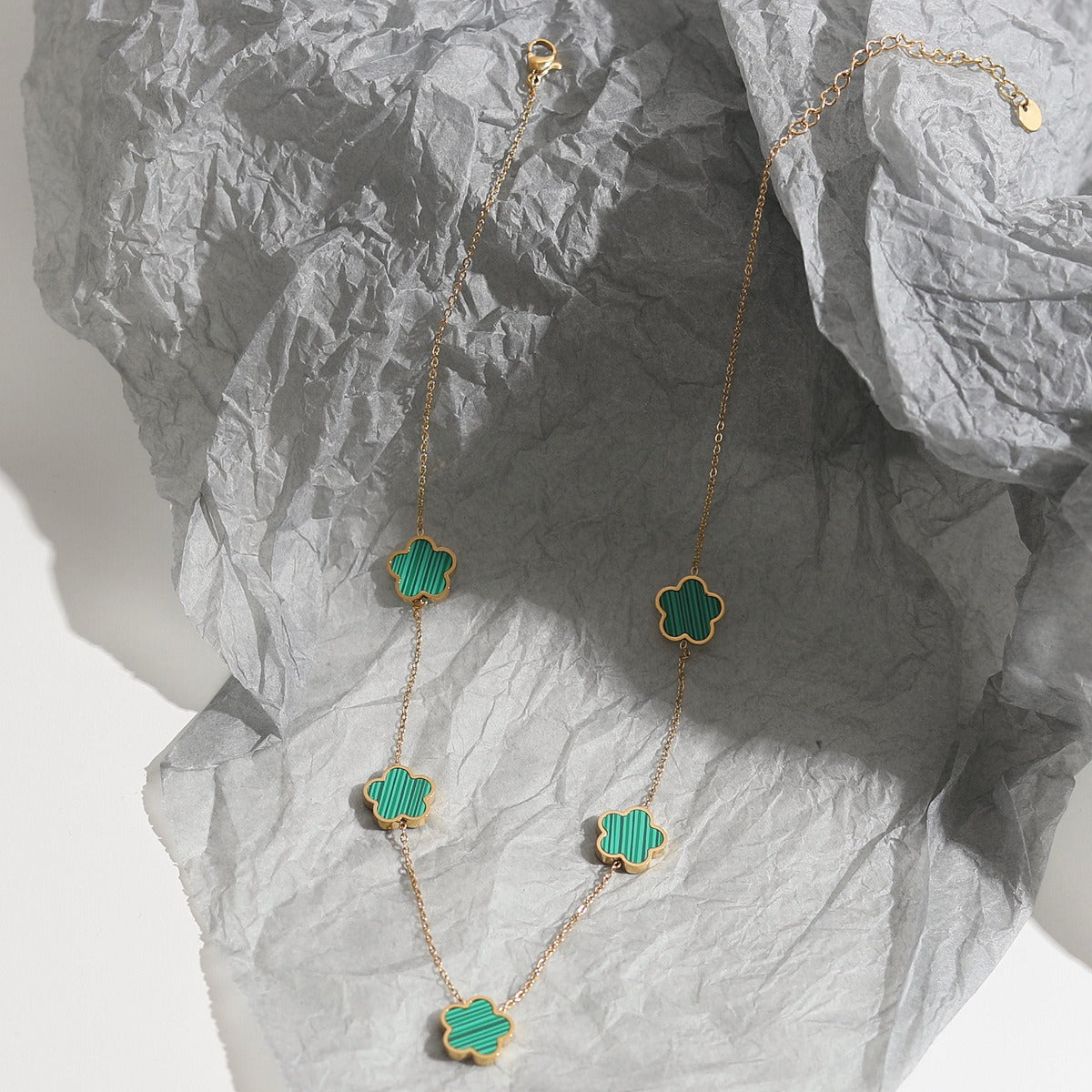 Elise – Elegant Trèfle Necklace