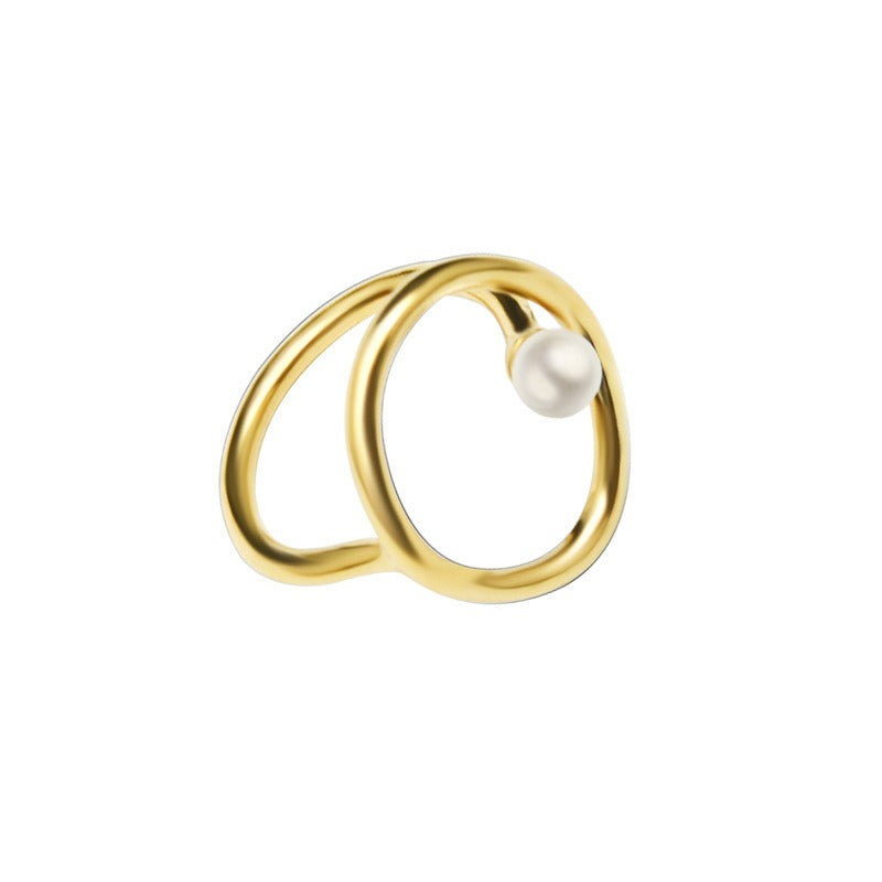 Rana – Gold Ring with Oval Pearl