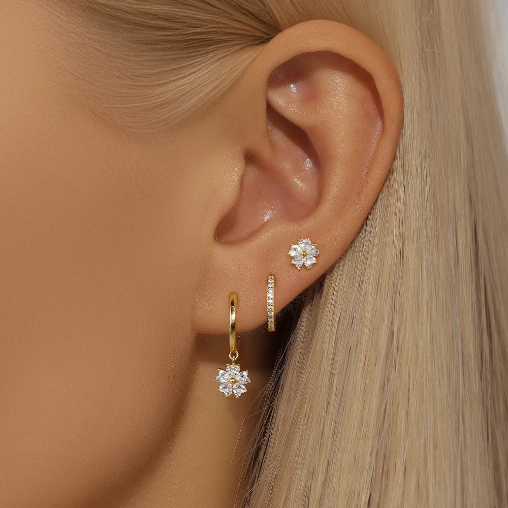 Ayaka – Set with Flower Earrings