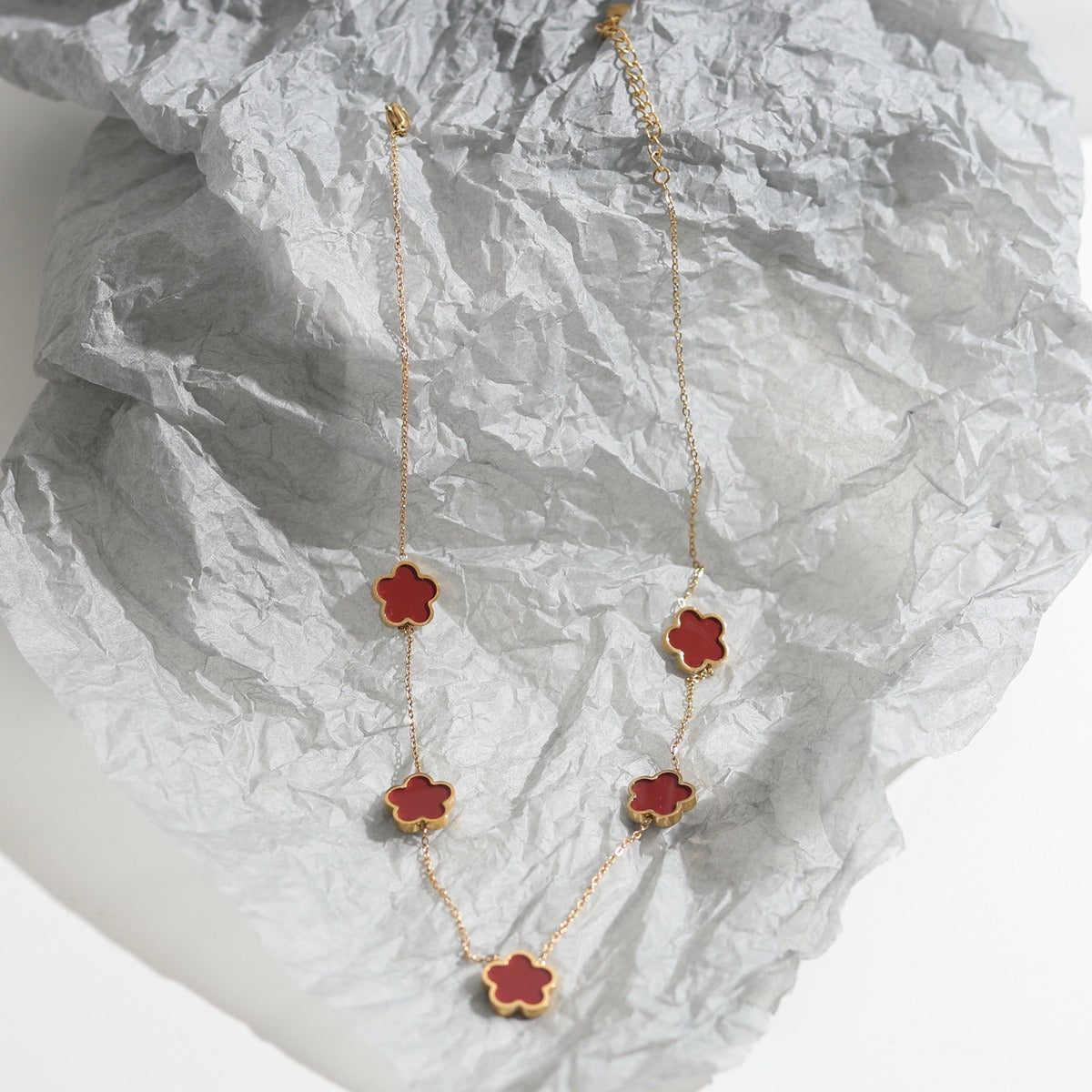 Elise – Elegant Trèfle Necklace