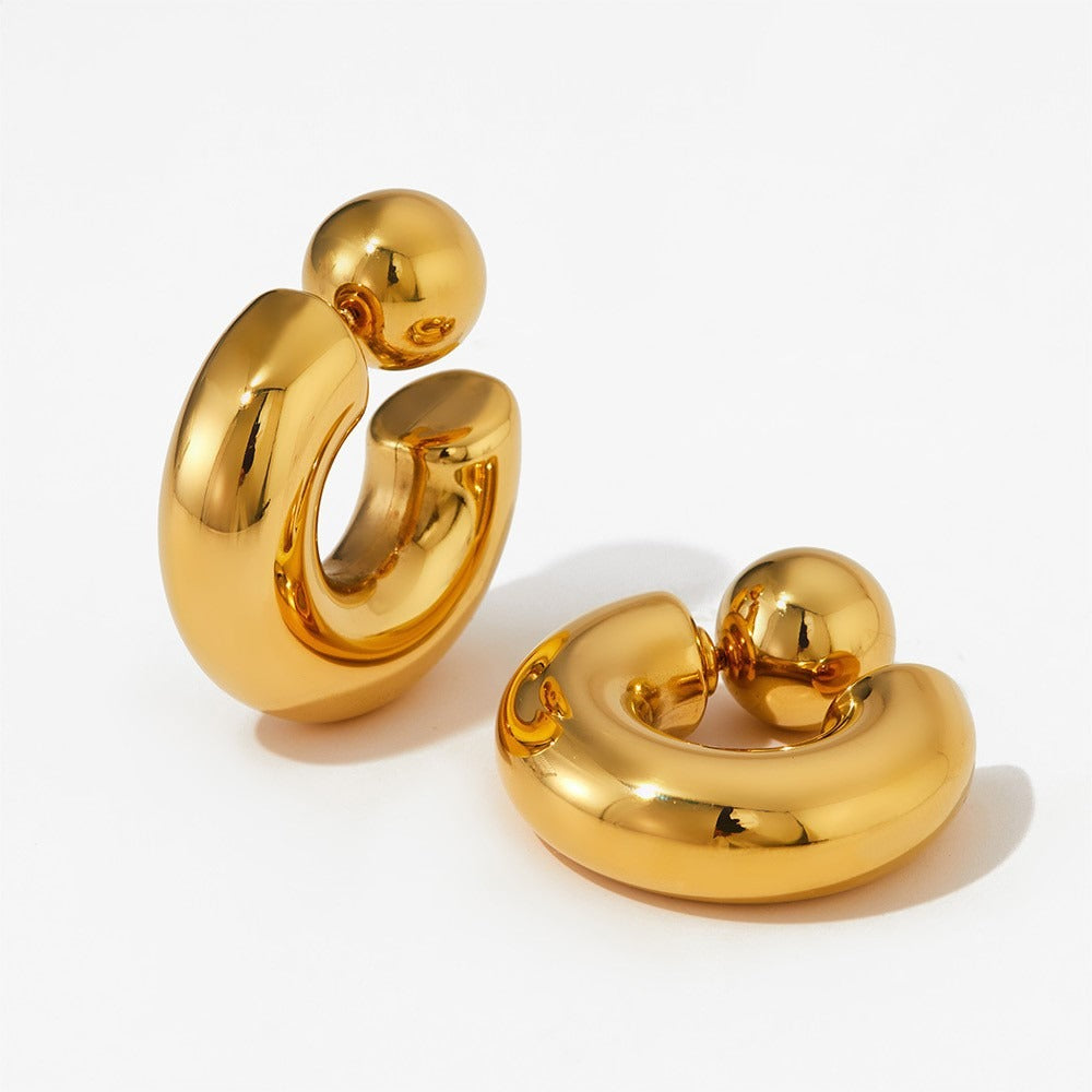 Ayla – Chunky Gold-Colored Hoops