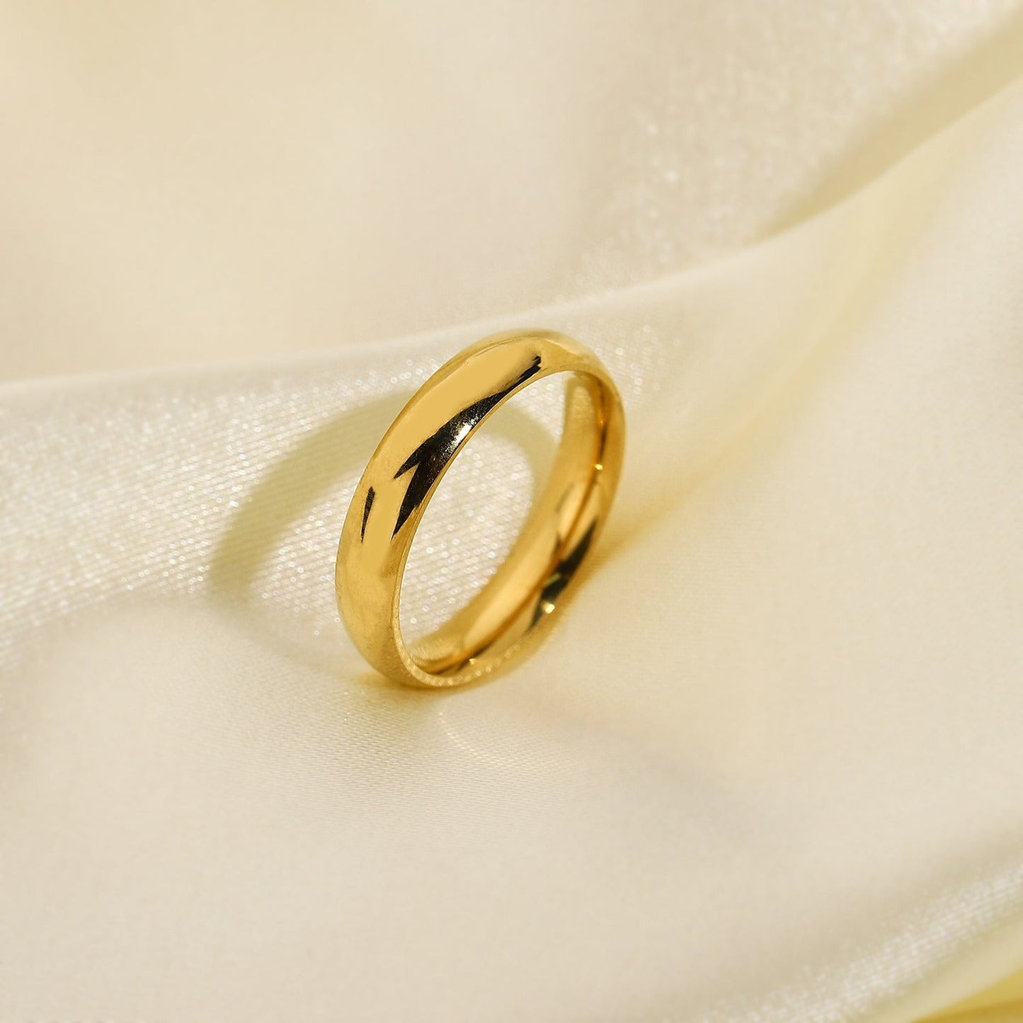 Eloane – Ring Made of Gold-Plated Stainless Steel