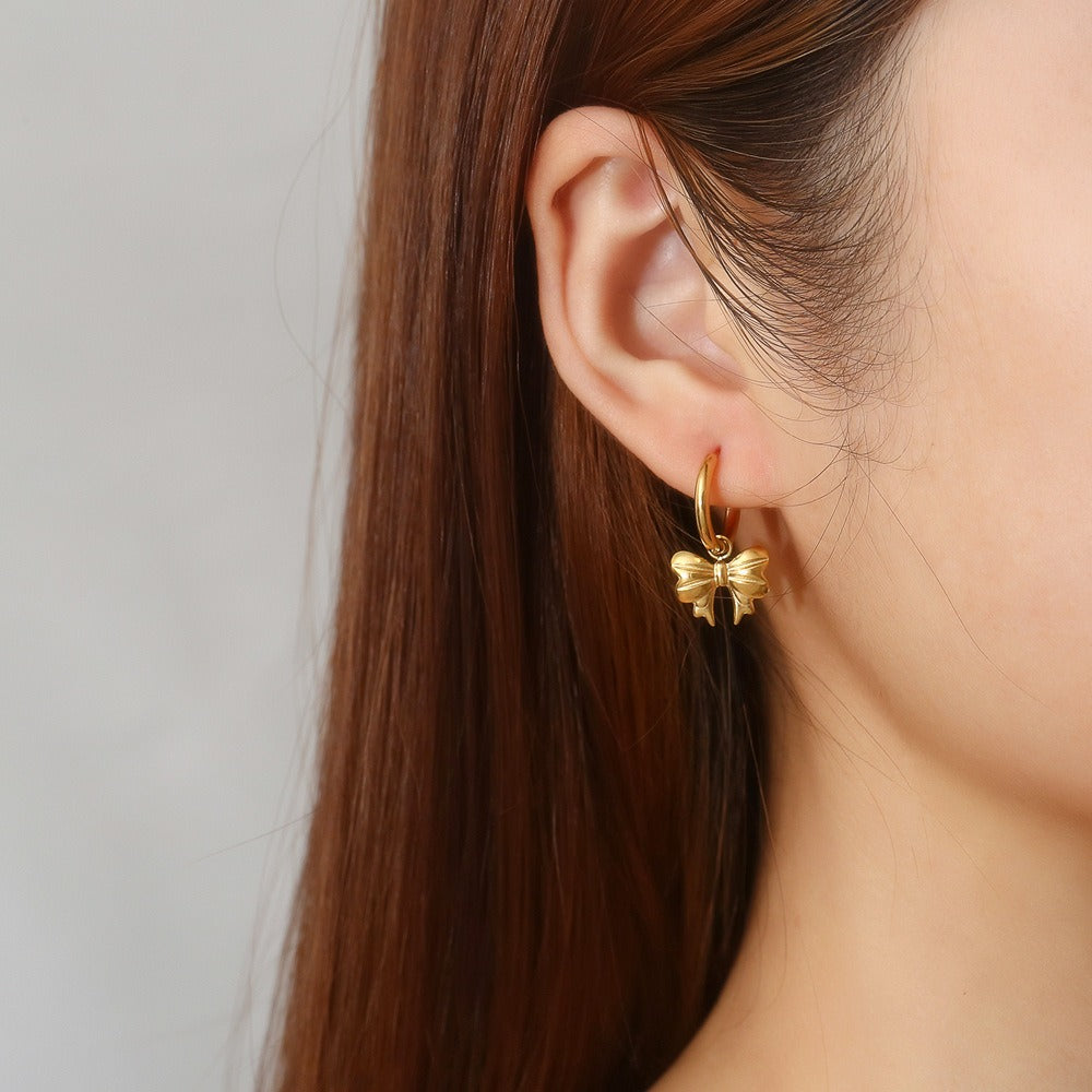 Carla – Hoop Bow Earrings Gold Plated