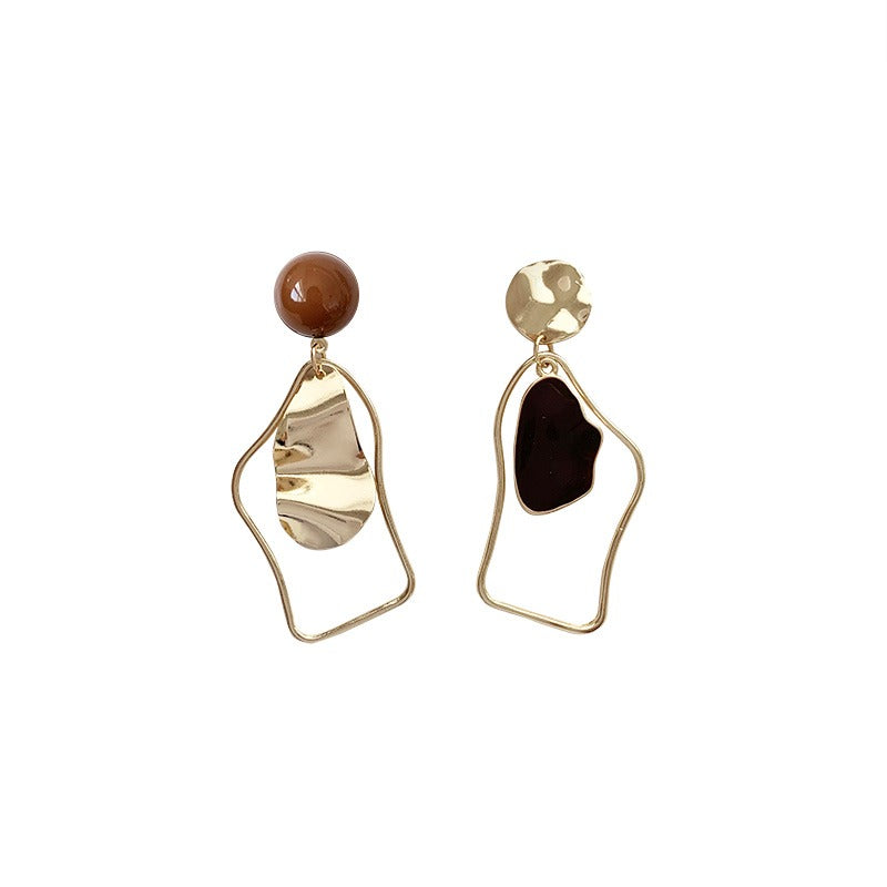 Rhia – Stud Earrings with Hanging Asymmetrical Pendants