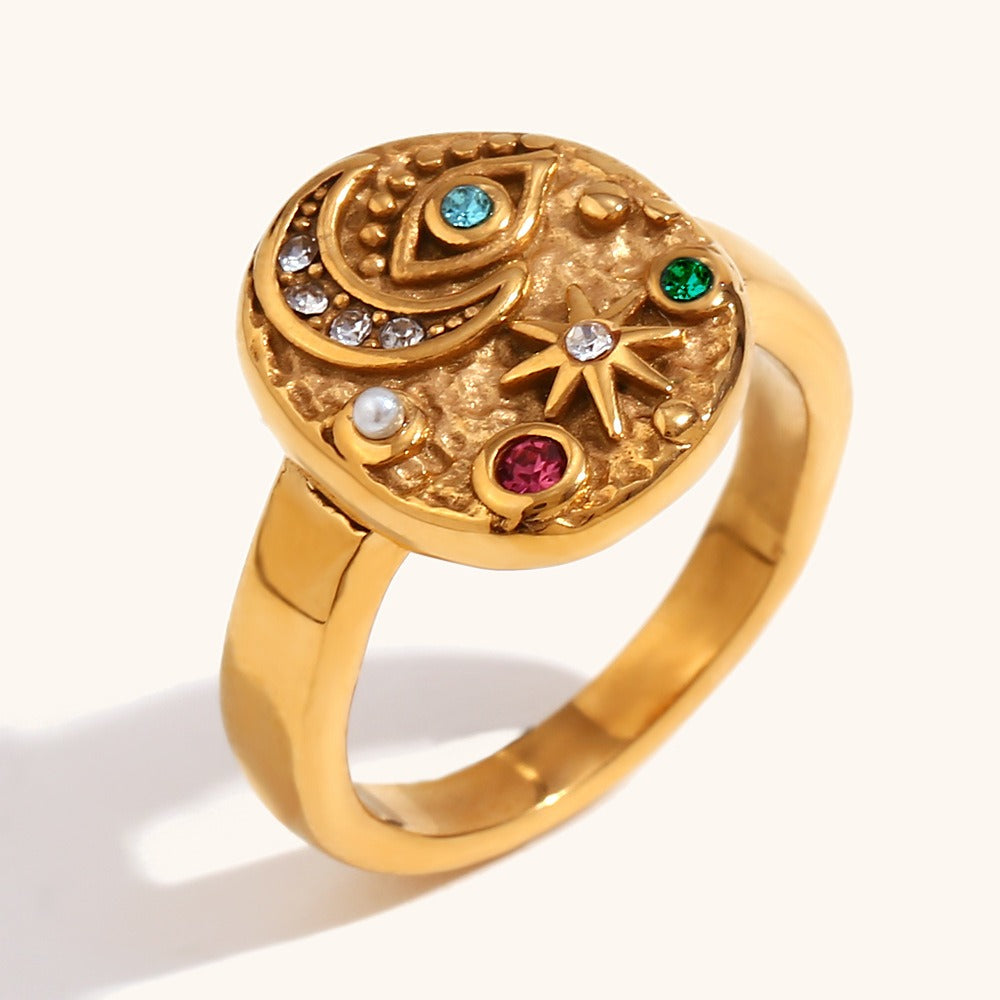 Solenya – Ring with Crystal Gold Sun-Moon Motif