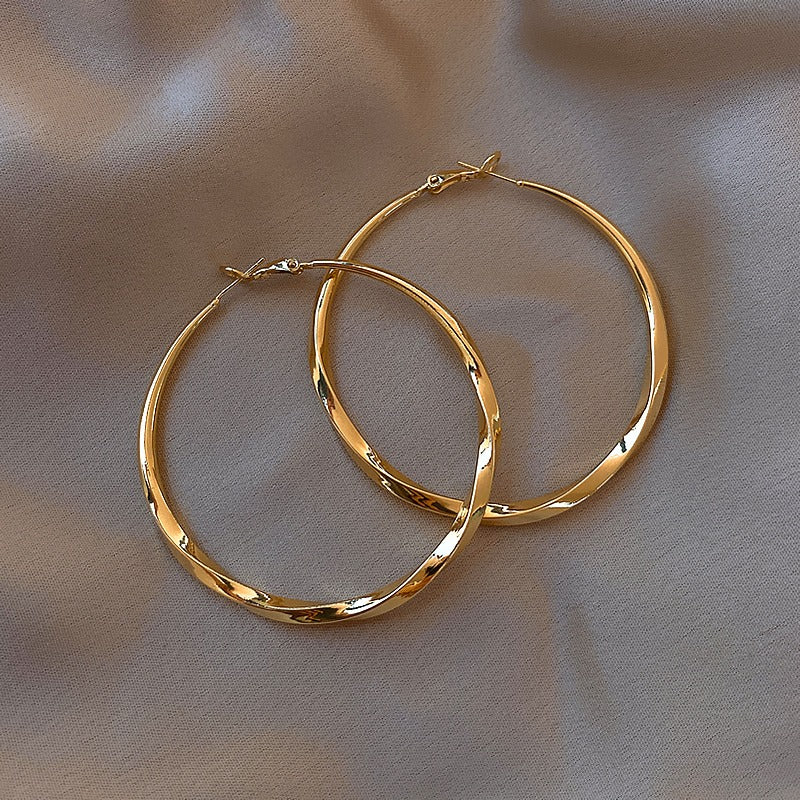 Enola – Vintage Hoop Earrings in Rose Gold
