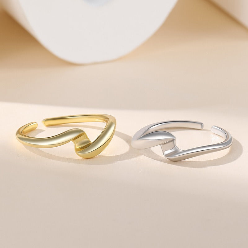 Elaine – Ring S925 made of silver with irregular water wave