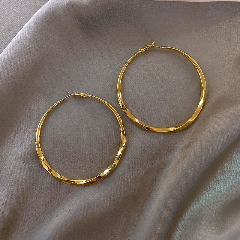 Enola – Vintage Hoop Earrings in Rose Gold