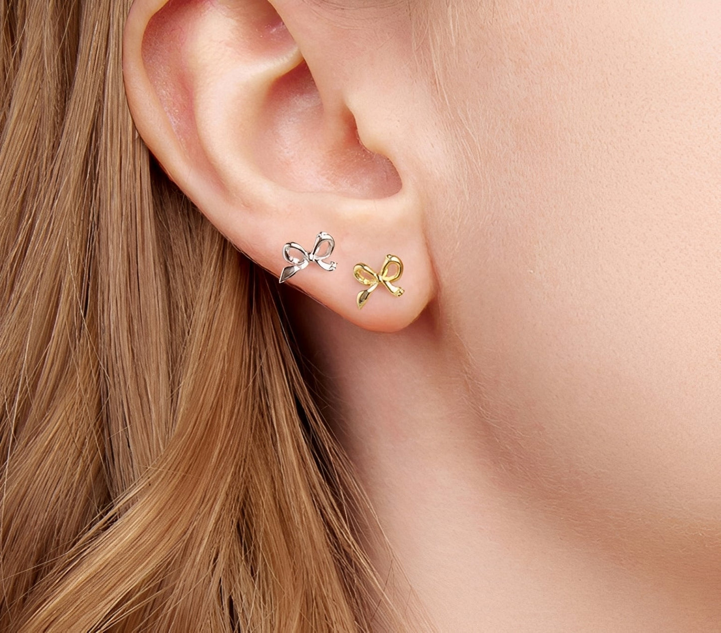 Lunea – Stud Earrings Mini Star Knot