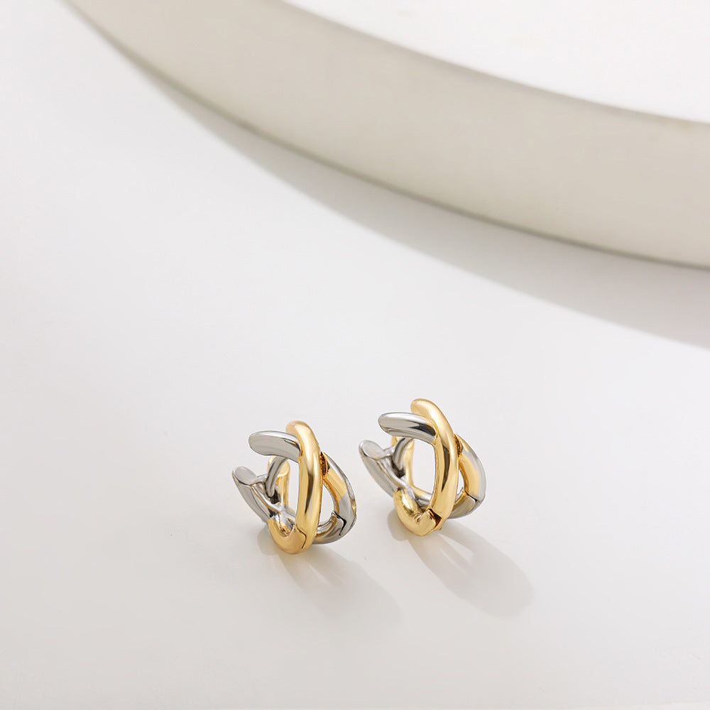 Nikka – Stylish Twisted Hoops