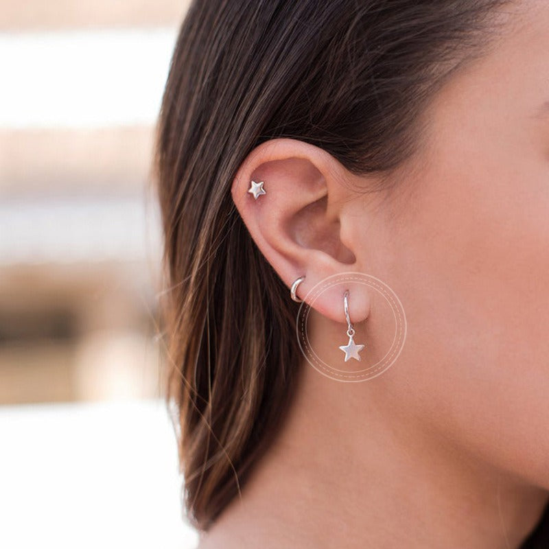 Adria – Stylish and Contemporary Star Earrings