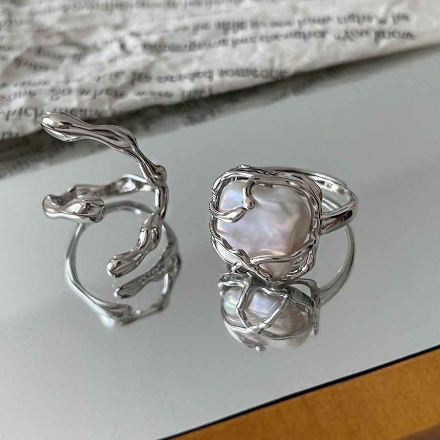 Marian – Gold ring with pearl