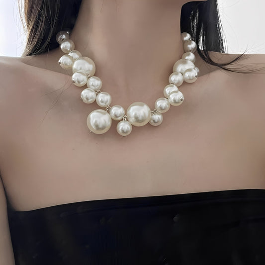 Lucie – Elegant Luxury Necklace with Large and Small Pearls