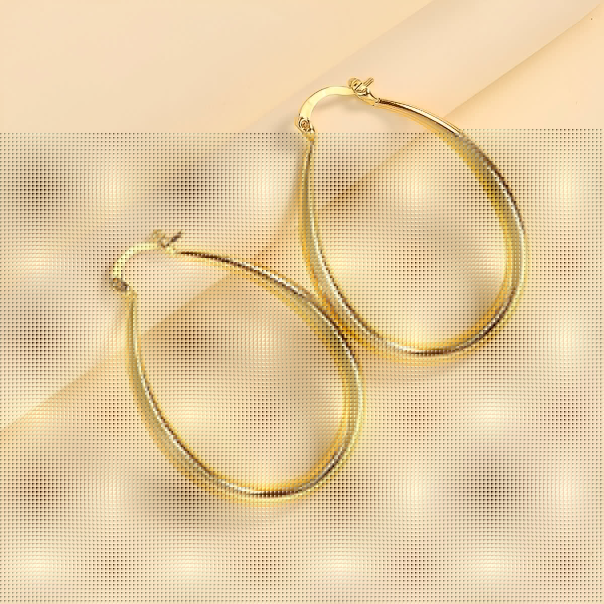 Elysse – Stylish Hoops in Gold