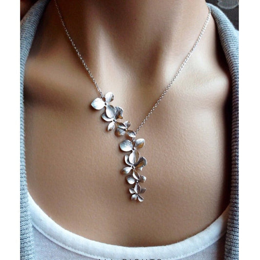 Flora – Flower necklace silver in vintage look