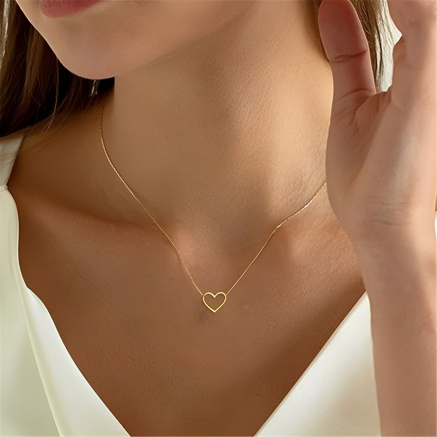Mika – Necklace Pendant Heart Delicate Gold-Plated