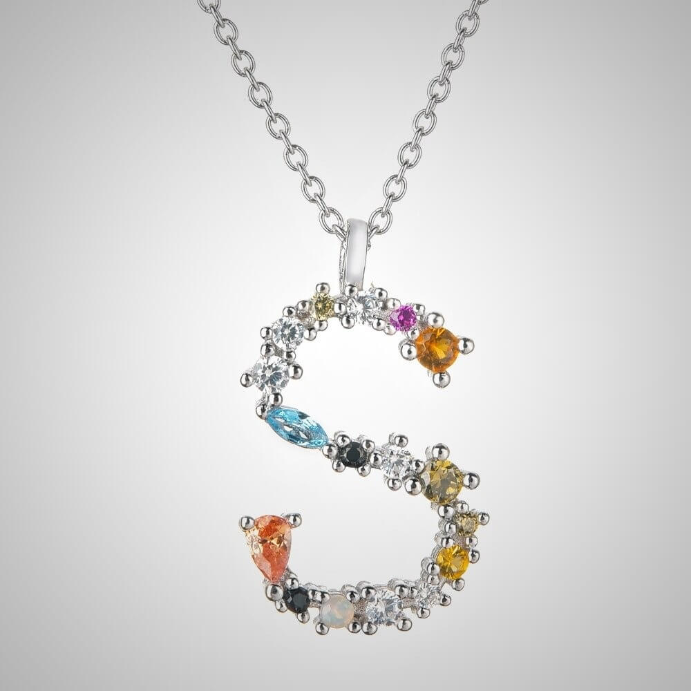 Nerina – Shiny Initial Necklace