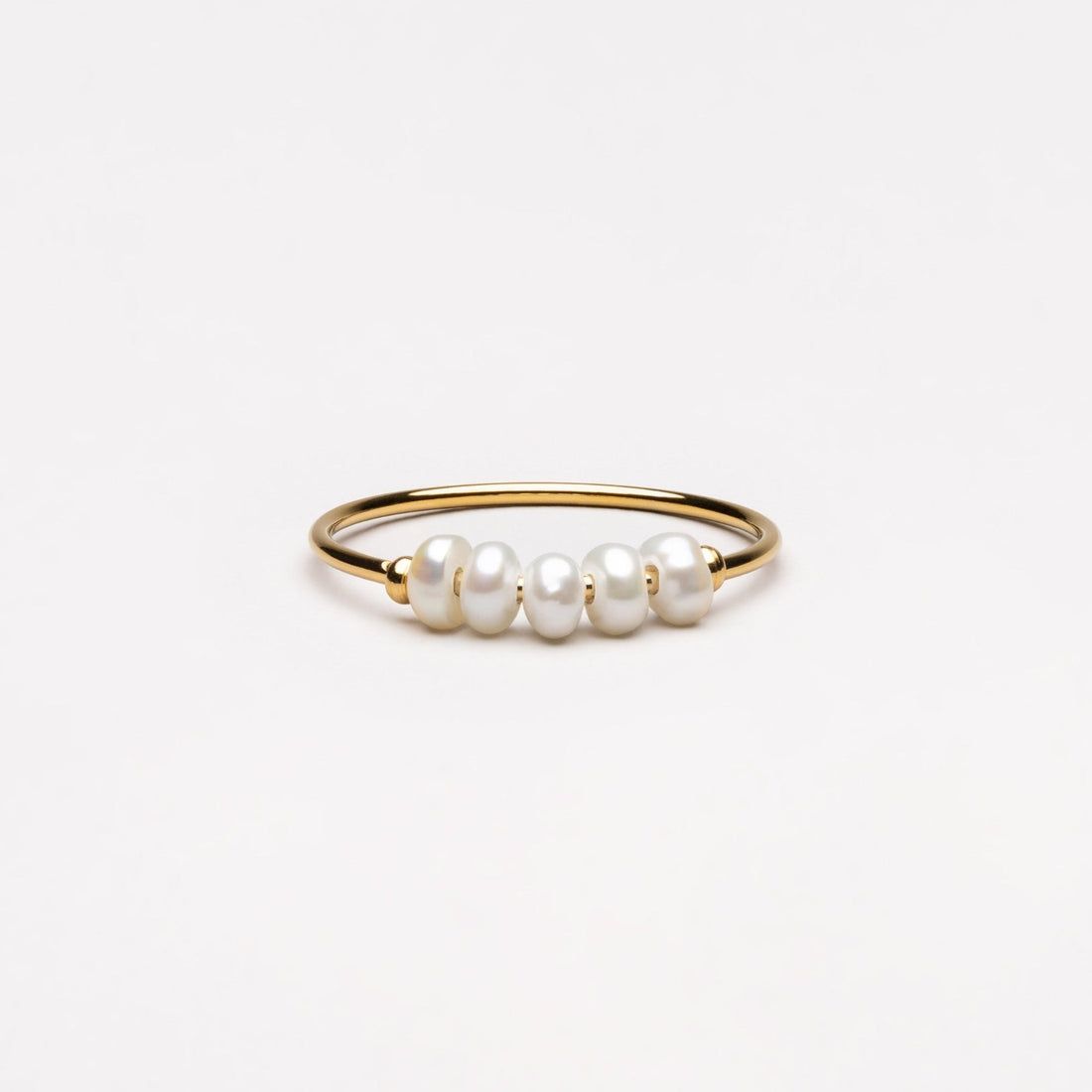 Lina – Delicate Five-Bead Ring