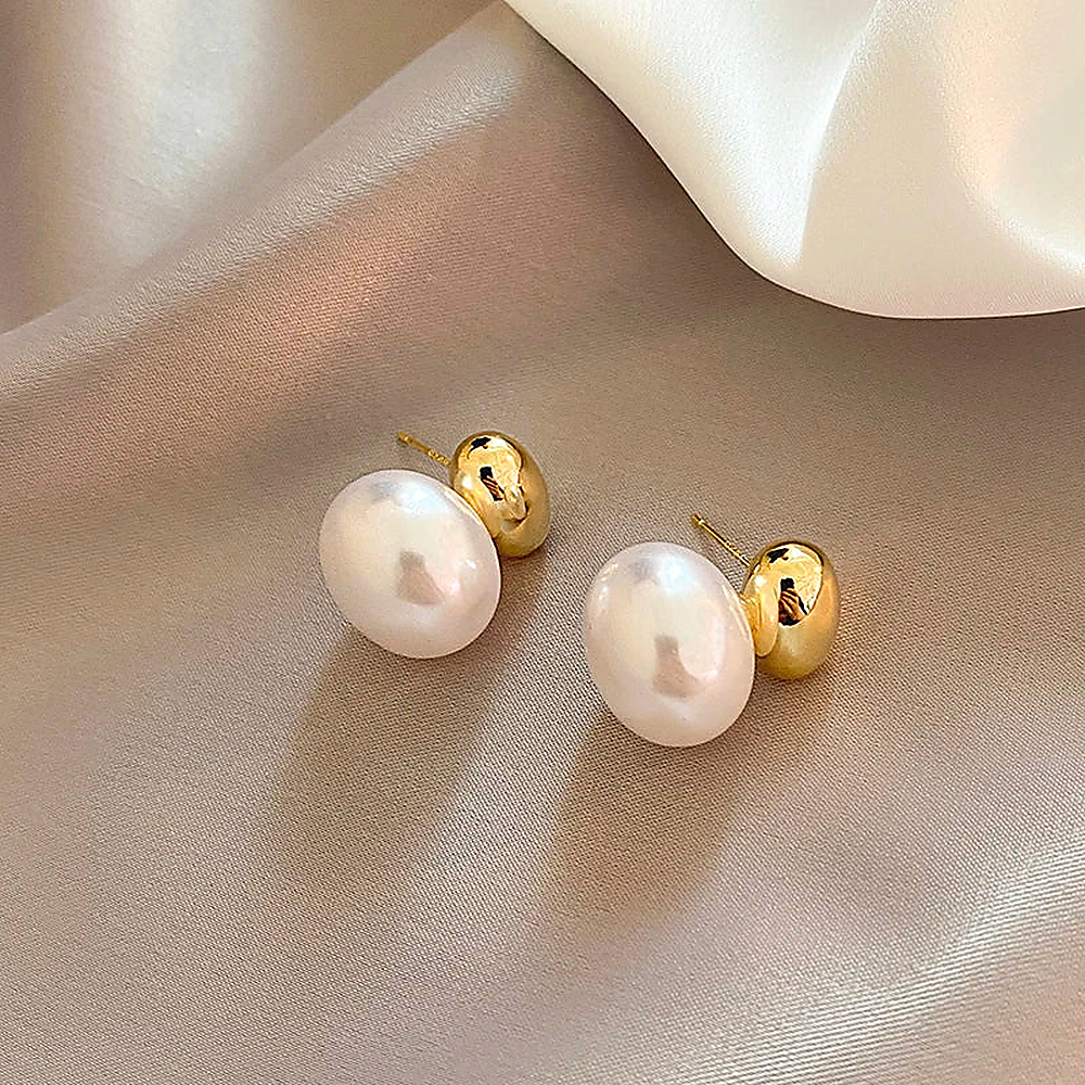 Women's Ear Studs with Oval Pearl Detail and Two-Part Design