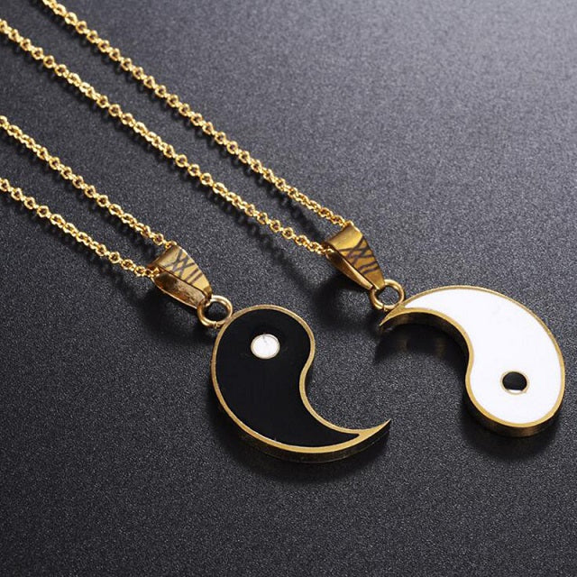 Tao – Divisible Yin Yang Necklace for Couples or Friends
